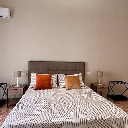 Kasa Stabile Apartment Palermo Bagian luar foto