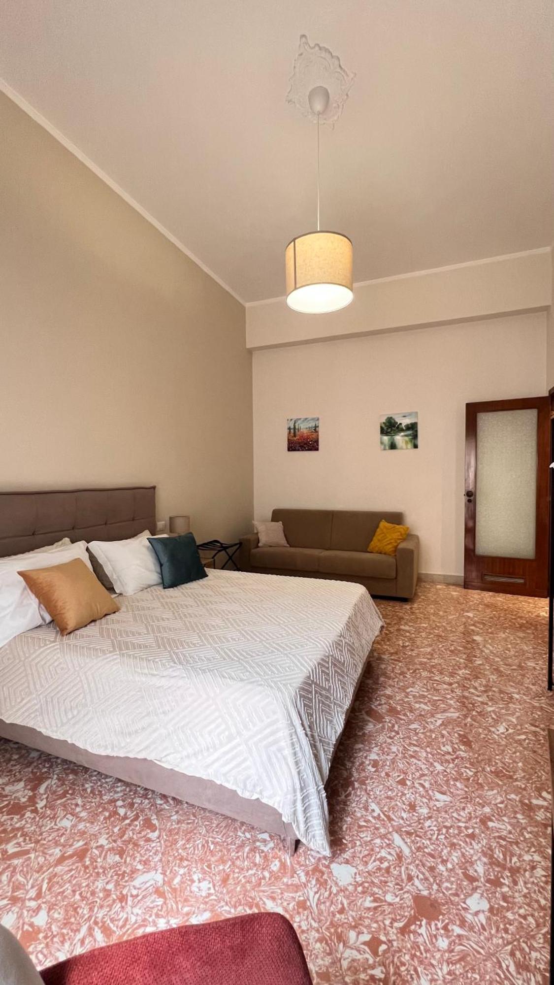 Kasa Stabile Apartment Palermo Bagian luar foto